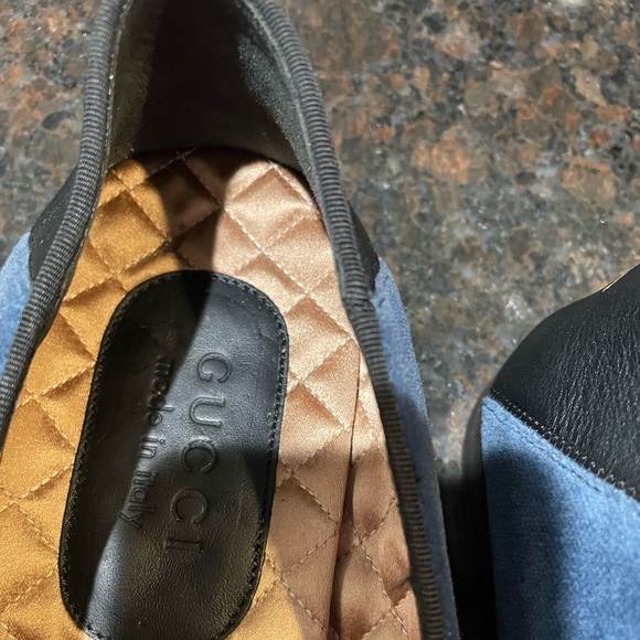 Gucci New York Yankees Loafers - Size 8 MENS- hardly worn $500 - Picture 2 of 3